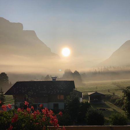 Brandtnerhof Betriebe Aparthotel Waidring Luaran gambar