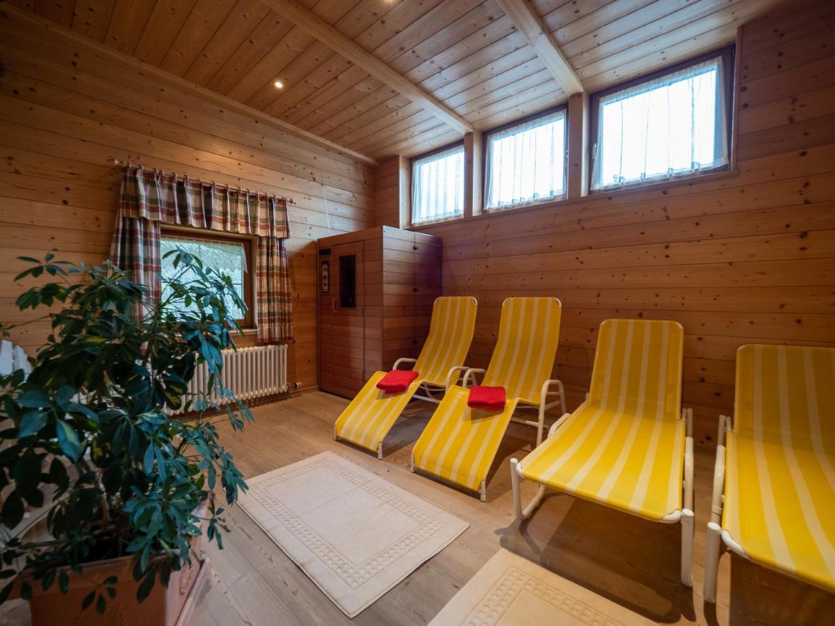 Brandtnerhof Betriebe Aparthotel Waidring Luaran gambar