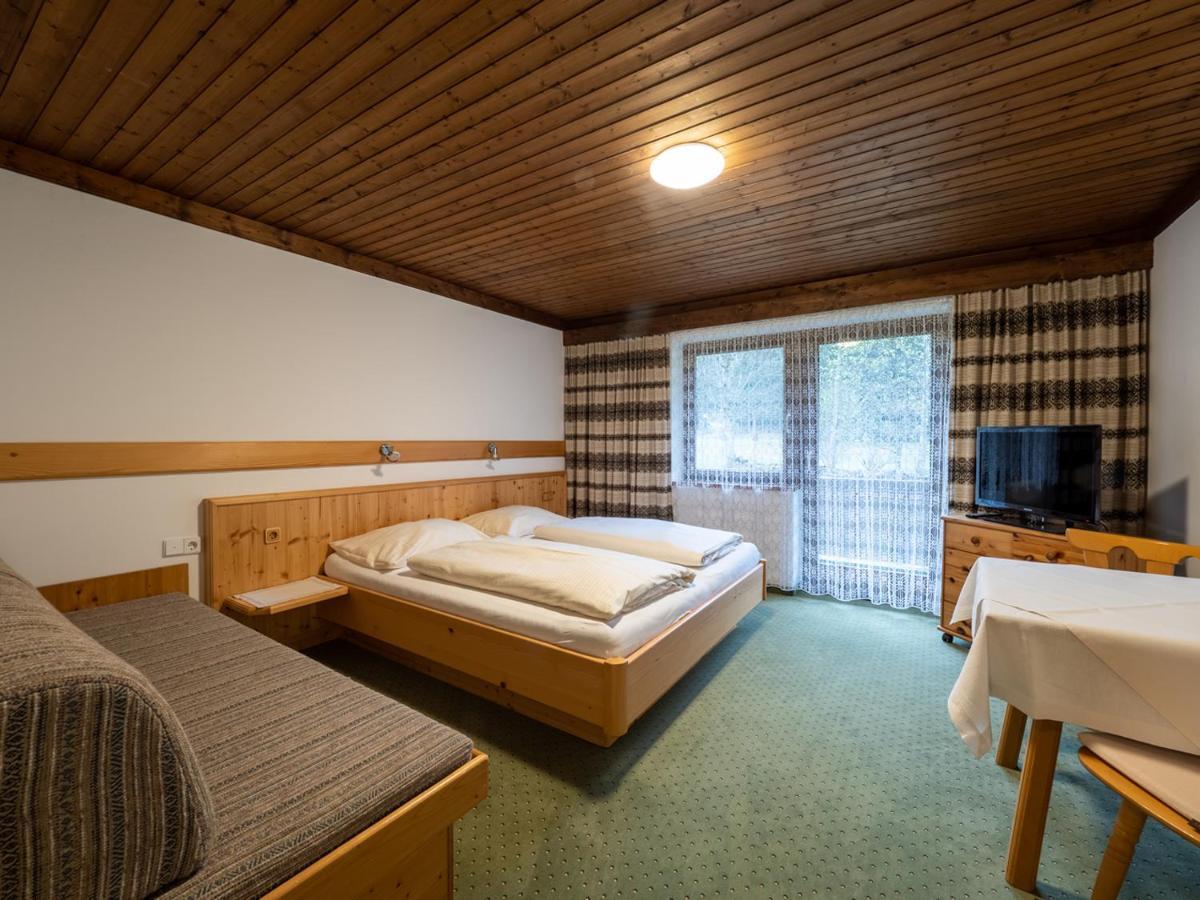 Brandtnerhof Betriebe Aparthotel Waidring Luaran gambar