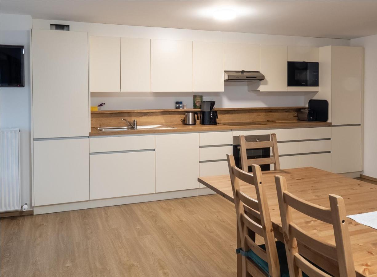 Brandtnerhof Betriebe Aparthotel Waidring Luaran gambar