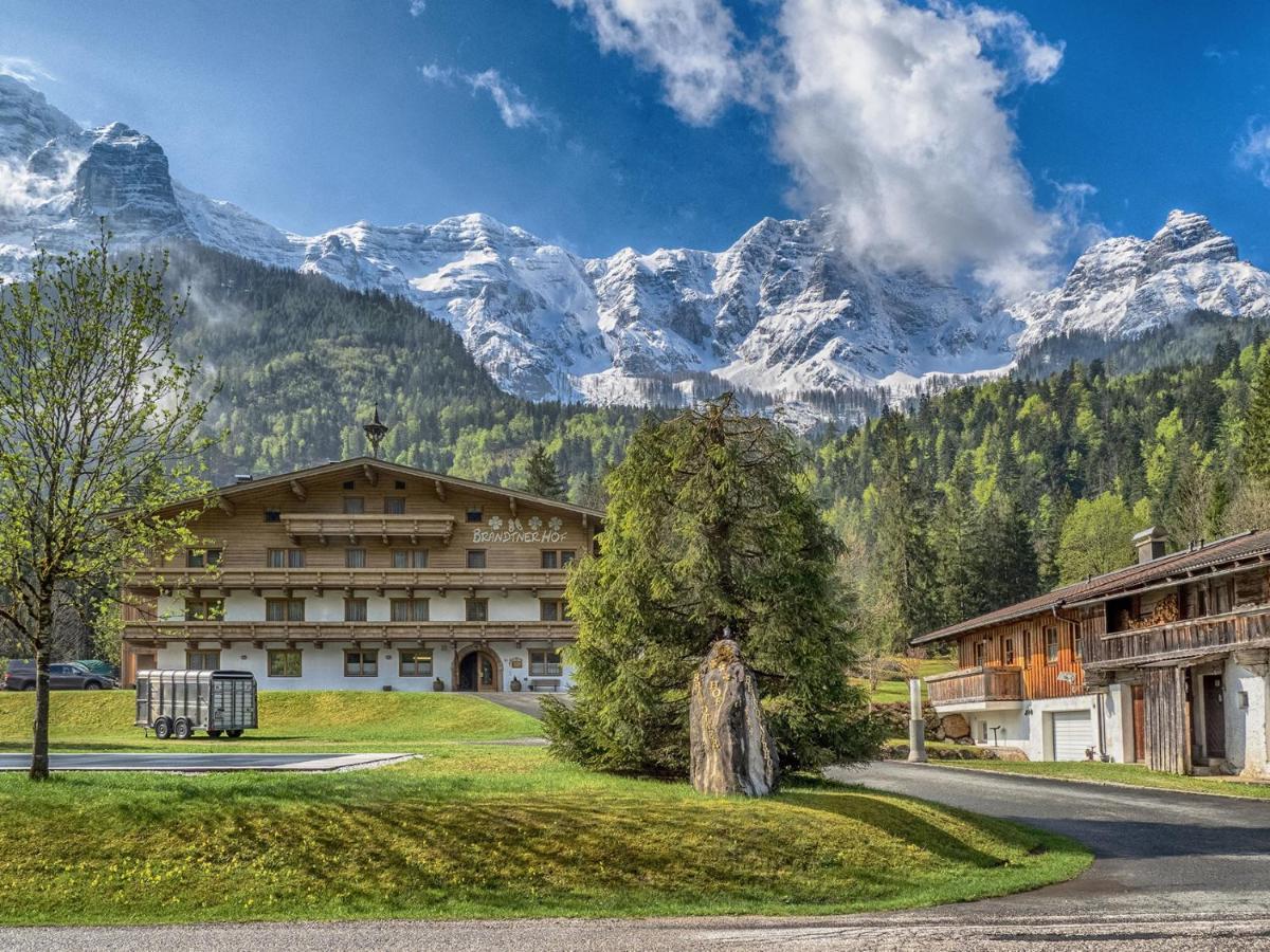 Brandtnerhof Betriebe Aparthotel Waidring Luaran gambar