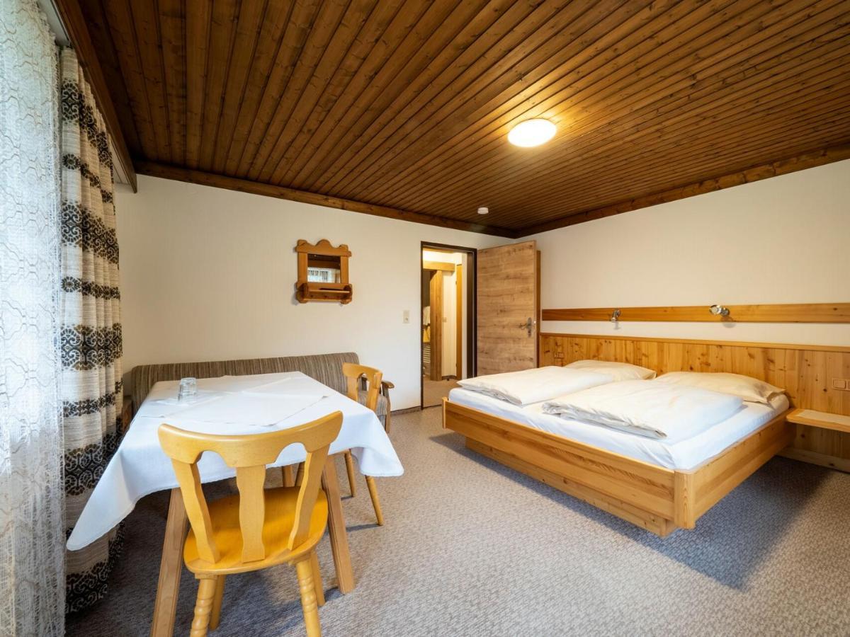 Brandtnerhof Betriebe Aparthotel Waidring Luaran gambar
